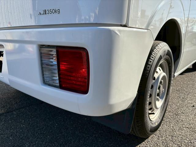 エブリイ ＰＡ　ハイルーフ・５ＡＧＳ・荷室フルフラット・純正ＡＭ／ＦＭラジオ・ヘッドライトレベライザー・フロアゴムマット・バイザー・マニュアルエアコン・１２インチ純正スチールホイール（38枚目）