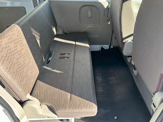 エブリイ ＰＡ　ハイルーフ・５ＡＧＳ・荷室フルフラット・純正ＡＭ／ＦＭラジオ・ヘッドライトレベライザー・フロアゴムマット・バイザー・マニュアルエアコン・１２インチ純正スチールホイール（47枚目）