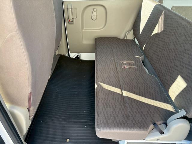 エブリイ ＰＡ　ハイルーフ・５ＡＧＳ・荷室フルフラット・純正ＡＭ／ＦＭラジオ・ヘッドライトレベライザー・フロアゴムマット・バイザー・マニュアルエアコン・１２インチ純正スチールホイール（57枚目）