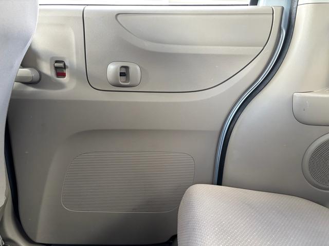 Ｎ－ＢＯＸ Ｇ・Ｌパッケージ　社外ナビ・ＣＤ・ＤＶＤ・ＵＳＢ・ＴＶ・ＦＭ／ＡＭラジオ・バックカメラ・ＥＴＣ・両側スライド片側電動ドア・オートエアコン・電動格納ドアミラー・ＥＳＣ・ＡＢＳ・純正フロアマット・プッシュスタート・ＣＶＴ（56枚目）