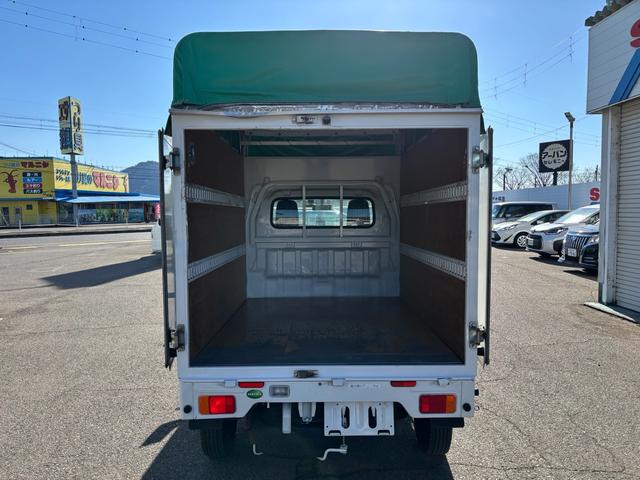 ＮＴ１００クリッパートラック 　宅配仕様・３ＡＴ・社外ナビ・フルセグ・バックカメラ・ＡＢＳ・荷台幌付・ラッシングレール・４枚リーフスプリング・Ｗエアバック・フロアゴムマット・エアコン・パワステ・ヘッドライトレベライザー・スペアタイヤ（47枚目）