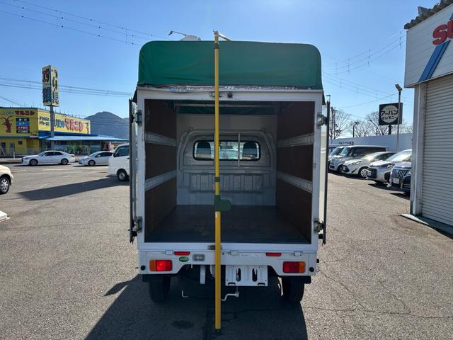 ＮＴ１００クリッパートラック 　宅配仕様・３ＡＴ・社外ナビ・フルセグ・バックカメラ・ＡＢＳ・荷台幌付・ラッシングレール・４枚リーフスプリング・Ｗエアバック・フロアゴムマット・エアコン・パワステ・ヘッドライトレベライザー・スペアタイヤ（53枚目）