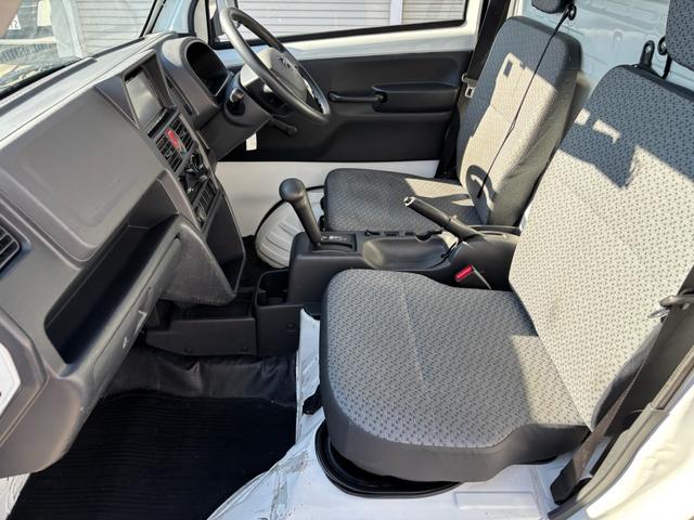 ＮＴ１００クリッパートラック 　宅配仕様・３ＡＴ・社外ナビ・フルセグ・バックカメラ・ＡＢＳ・荷台幌付・ラッシングレール・４枚リーフスプリング・Ｗエアバック・フロアゴムマット・エアコン・パワステ・ヘッドライトレベライザー・スペアタイヤ（59枚目）