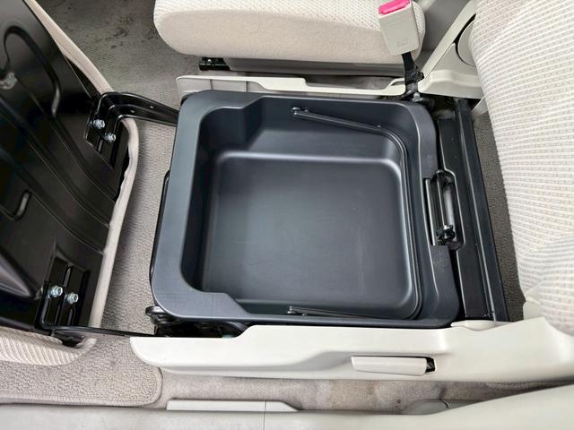 スペーシア Ｘ　両側スライド片側電動ドア・ＥＴＣ・バックカメラ・オートエアコン・電動格納ドアミラー・アイドリングストップ・ＡＢＳ・プッシュスタート・スマートキー・リアシェード・ヘッドライトレベライザー・ＣＶＴ・２ＷＤ（68枚目）