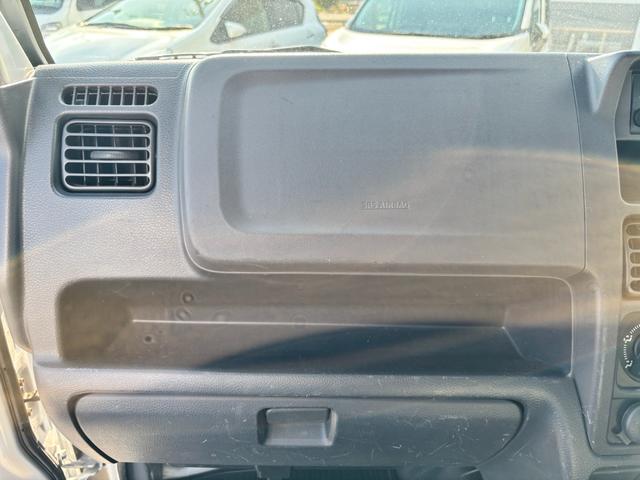 キャリイトラック ＫＣエアコン・パワステ　宅配仕様・幌付き・アルミパネル・高さ約２４５センチ・３ＡＴ・２ＷＤ・ＥＴＣ・デュアルカメラブレーキサポート・オートライト・ヘッドライトレベライザー・ドアバイザー・Ｗエアバック・エアコン・パワステ（68枚目）