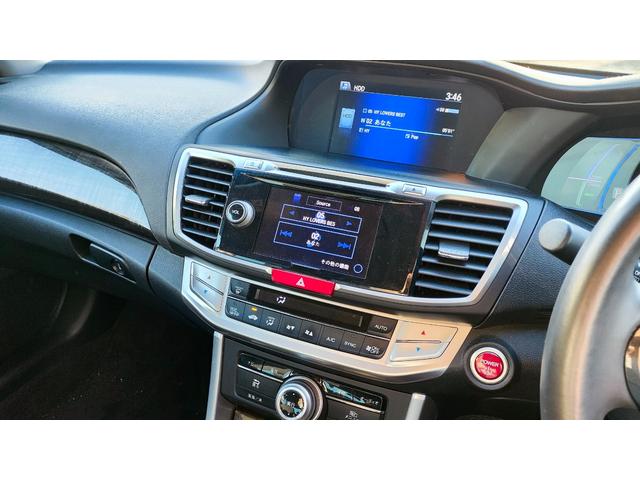 アコードハイブリッド ＥＸ　ユーザー買取車両・禁煙車・黒本革シート・バックカメラ・前席パワーシート・ＬＫＡＳ・ＣＭＢＳ・レーダークルーズコントロール・前席シートヒーター・ビルトインＥＴＣ・前後クリアランスソナー・１８ＡＷ（20枚目）