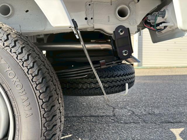 キャリイトラック 冷蔵冷凍車　冷蔵冷凍車・ー５度設定・スズキ純正架装・サーモキング製・１ＷＡＹ・両側スライドドア・４ＡＴ・４ＷＤ・樹脂製スノコ・デュアルカメラブレーキサポート・ＡＣ・ＰＳ・ＰＷ・集中ドアロック・キーレス・４枚リーフ（32枚目）