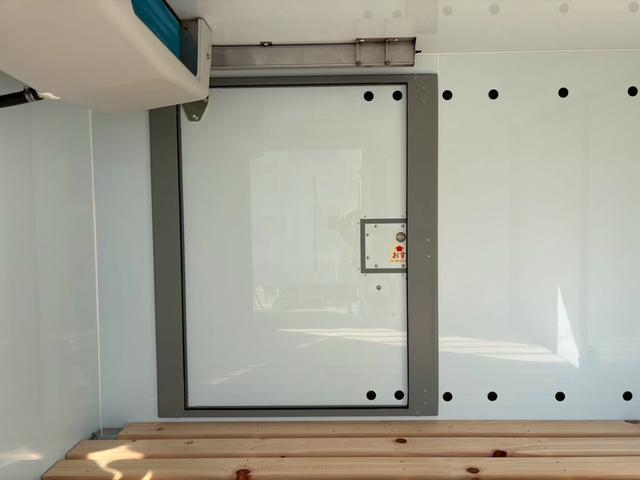 キャリイトラック 冷蔵冷凍車　冷蔵冷凍車・ー５度設定・スズキ純正架装・サーモキング製・１ＷＡＹ・両側スライドドア・４ＡＴ・４ＷＤ・樹脂製スノコ・デュアルカメラブレーキサポート・ＡＣ・ＰＳ・ＰＷ・集中ドアロック・キーレス・４枚リーフ（61枚目）