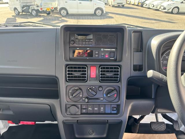 キャリイトラック 冷蔵冷凍車　冷蔵冷凍車・ー５度設定・スズキ純正架装・サーモキング製・１ＷＡＹ・両側スライドドア・４ＡＴ・４ＷＤ・樹脂製スノコ・デュアルカメラブレーキサポート・ＡＣ・ＰＳ・ＰＷ・集中ドアロック・キーレス・４枚リーフ（75枚目）