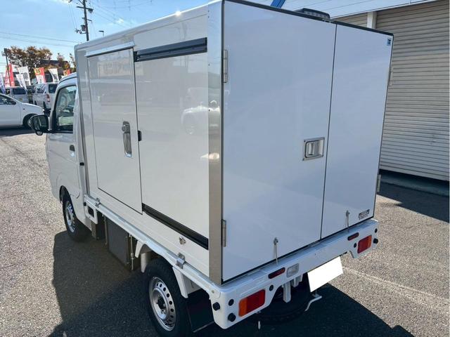 キャリイトラック 　冷蔵冷凍車・ー５度設定・スズキ純正荷箱・サーモキング製・１ＷＡＹ・両側スライドドア・４ＡＴ・２ＷＤ・樹脂製スノコ・デュアルカメラブレーキサポート・ＡＣ・ＰＳ・ＰＷ・集中ドアロック・キーレス・４枚リーフ（34枚目）