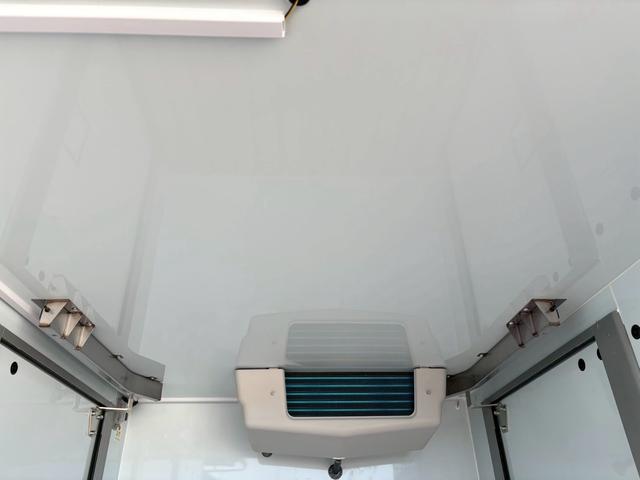 キャリイトラック 　冷蔵冷凍車・ー５度設定・スズキ純正荷箱・サーモキング製・１ＷＡＹ・両側スライドドア・４ＡＴ・２ＷＤ・樹脂製スノコ・デュアルカメラブレーキサポート・ＡＣ・ＰＳ・ＰＷ・集中ドアロック・キーレス・４枚リーフ（57枚目）