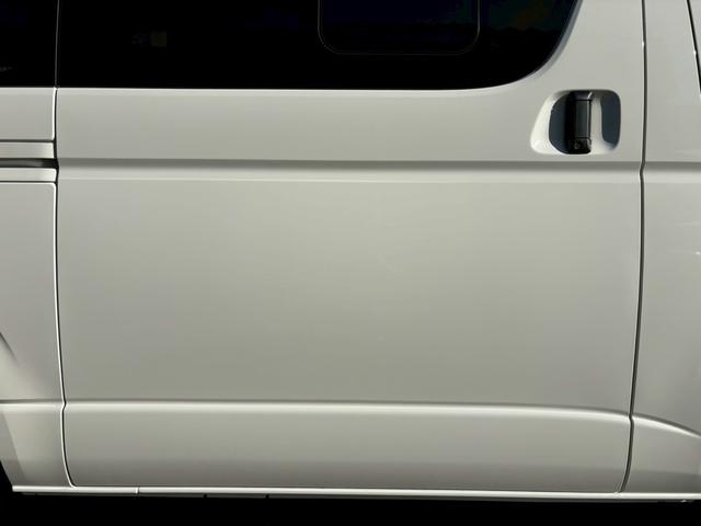 ハイエースバン ＤＸ　ＧＬパッケージ　純正ビルトインＥＴＣ　トヨタセーフティセンス　１ＧＤディーゼルターボエンジン　ステアリングスイッチ　前後同色バンパー　メッキグリル　メッキバックドアガーニッシュ　リヤコンビランプ　ホイールキャップ（28枚目）