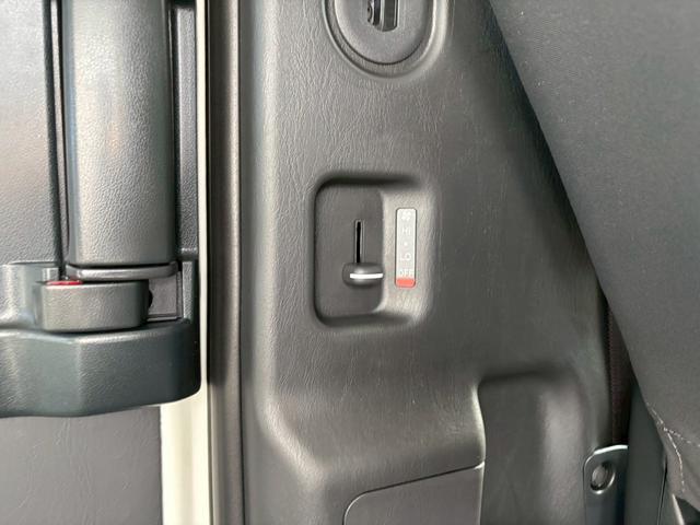 ハイエースバン ＤＸ　ＧＬパッケージ　純正ビルトインＥＴＣ　トヨタセーフティセンス　１ＧＤディーゼルターボエンジン　ステアリングスイッチ　前後同色バンパー　メッキグリル　メッキバックドアガーニッシュ　リヤコンビランプ　ホイールキャップ（33枚目）