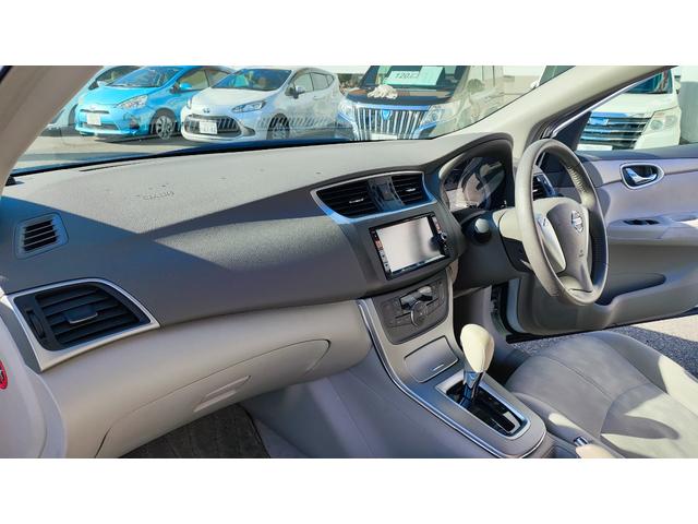 シルフィ Ｘ　ワンオーナー・フォグライト・オートライト・ウィンカードアミラー・プッシュスタート・フルオートエアコン・純正フルセグナビ・バックカメラ・禁煙車（22枚目）