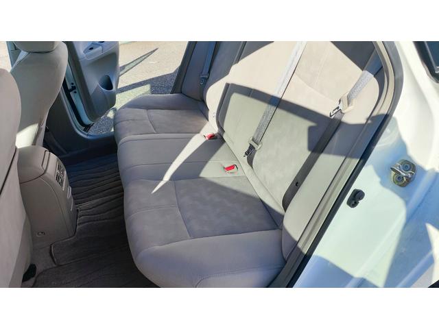 シルフィ Ｘ　ワンオーナー・フォグライト・オートライト・ウィンカードアミラー・プッシュスタート・フルオートエアコン・純正フルセグナビ・バックカメラ・禁煙車（32枚目）