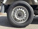 ＤＸ　パートタイム４ＷＤ・３ＡＴ・エアコン・パワステ・純正ＦＭ／ＡＭオーディオ・Ｗエアバック・ＡＢＳ・三方開・荷台マット・スペアタイヤ・ヘッドライトレベライザー・フロアゴムマット・ドアバイザー・スペアキー（48枚目）