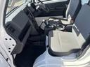 ＤＸ　パートタイム４ＷＤ・３ＡＴ・エアコン・パワステ・純正ＦＭ／ＡＭオーディオ・Ｗエアバック・ＡＢＳ・三方開・荷台マット・スペアタイヤ・ヘッドライトレベライザー・フロアゴムマット・ドアバイザー・スペアキー（51枚目）