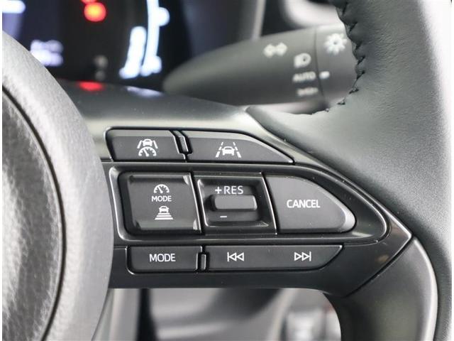 シエンタ ハイブリッドＺ　フルセグ　メモリーナビ　ＤＶＤ再生　ミュージックプレイヤー接続可　バックカメラ　衝突被害軽減システム　ＥＴＣ　ドラレコ　両側電動スライド　ＬＥＤヘッドランプ　ウオークスルー　乗車定員７人　３列シート（22枚目）