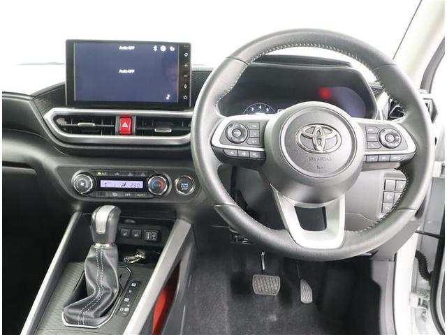 ライズ Ｚ　ワンオーナー　衝突被害軽減ブレーキ　ペダル踏み間違い加速抑制　ブラインドスポットモニター　パノラミックビューモニター　クルーズコントロール　ディスプレイオーディオ　メディアプレイヤー接続（9枚目）