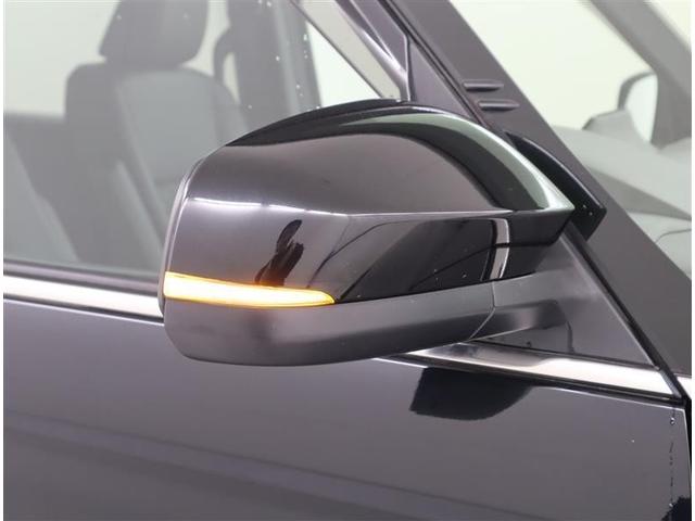 ヴォクシー ハイブリッドＳ－Ｚ　フルセグ　メモリーナビ　ＤＶＤ再生　ミュージックプレイヤー接続可　後席モニター　バックカメラ　衝突被害軽減システム　ＥＴＣ　両側電動スライド　ＬＥＤヘッドランプ　ウオークスルー　乗車定員７人　記録簿（35枚目）