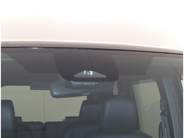 ヴォクシー ハイブリッドＳ－Ｚ　フルセグ　メモリーナビ　ＤＶＤ再生　ミュージックプレイヤー接続可　後席モニター　バックカメラ　衝突被害軽減システム　ＥＴＣ　両側電動スライド　ＬＥＤヘッドランプ　ウオークスルー　乗車定員７人　記録簿（39枚目）