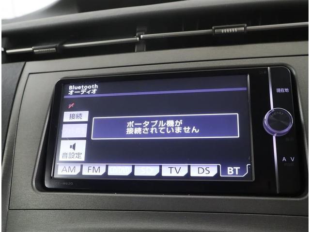 プリウス Ｇ　フルセグ　メモリーナビ　ＤＶＤ再生　ミュージックプレイヤー接続可　バックカメラ　ＥＴＣ　ＨＩＤヘッドライト　ワンオーナー　記録簿（15枚目）