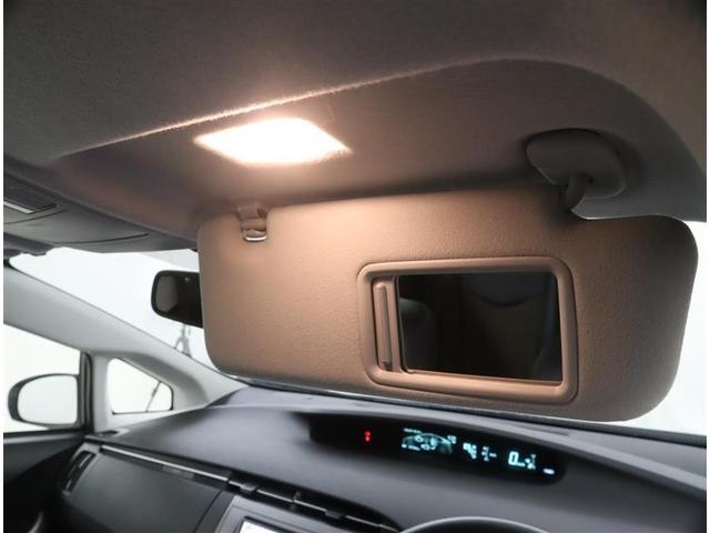 プリウス Ｇ　フルセグ　メモリーナビ　ＤＶＤ再生　ミュージックプレイヤー接続可　バックカメラ　ＥＴＣ　ＨＩＤヘッドライト　ワンオーナー　記録簿（26枚目）