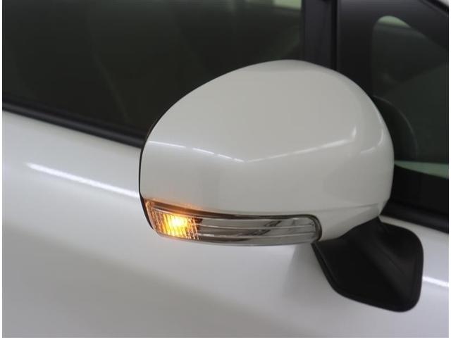 プリウス Ｇ　フルセグ　メモリーナビ　ＤＶＤ再生　ミュージックプレイヤー接続可　バックカメラ　ＥＴＣ　ＨＩＤヘッドライト　ワンオーナー　記録簿（27枚目）