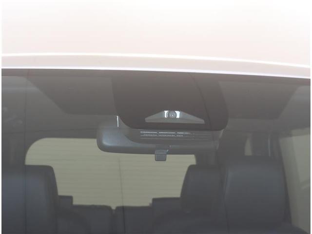 ヴォクシー S-Z フルセグ メモリーナビ DVD再生 ミュージックプレイヤー接続可 バックカメラ 衝突被害軽減システム ETC 両側電動スライド LEDヘッドランプ 乗車定員7人 3列シート ワンオーナー 記録簿(37枚目)