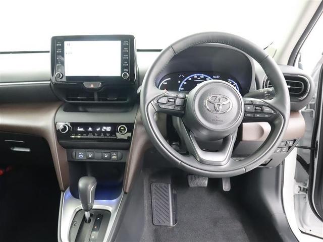 ヤリスクロス ハイブリッドＺ　フルセグ　メモリーナビ　ＤＶＤ再生　ミュージックプレイヤー接続可　バックカメラ　衝突被害軽減システム　ＥＴＣ　ＬＥＤヘッドランプ　ワンオーナー（11枚目）