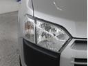 ハロゲンライトを白く明るいLEDライトへの変更も有償には、なりますが、可能ですので詳しくは、スタッフまでお問い合わせ下さいませ(*^-^*)