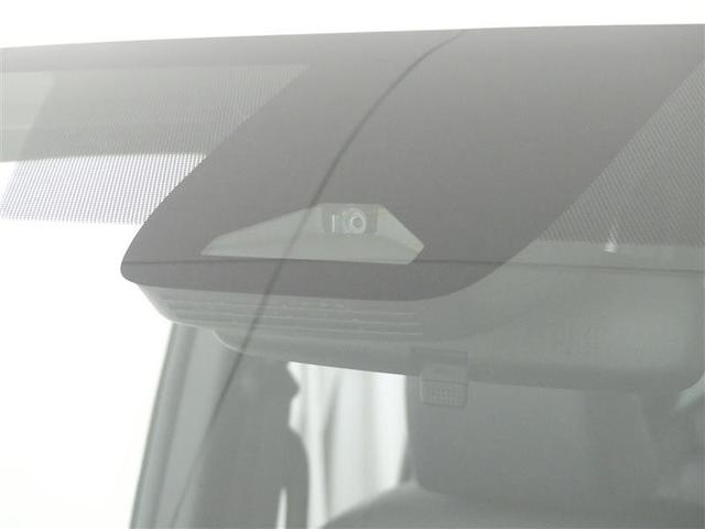 ヴォクシー ハイブリッドS-Z フルセグ メモリーナビ DVD再生 バックカメラ 衝突被害軽減システム ETC 両側電動スライド LEDヘッドランプ 乗車定員7人 3列シート ワンオーナー(9枚目)