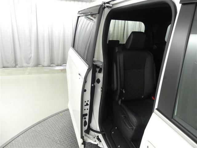 ヴォクシー ハイブリッドS-Z フルセグ メモリーナビ DVD再生 バックカメラ 衝突被害軽減システム ETC 両側電動スライド LEDヘッドランプ 乗車定員7人 3列シート ワンオーナー(11枚目)