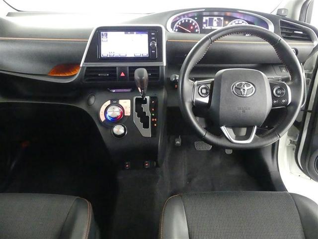 シエンタ Ｇ　クエロ　フルセグ　メモリーナビ　ＤＶＤ再生　後席モニター　バックカメラ　衝突被害軽減システム　ＥＴＣ　両側電動スライド　ＬＥＤヘッドランプ　乗車定員７人　３列シート　アイドリングストップ（4枚目）