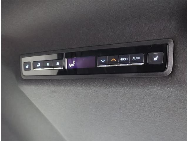 ノア ハイブリッドＳ－Ｚ　フルセグ　メモリーナビ　ＤＶＤ再生　バックカメラ　衝突被害軽減システム　ＥＴＣ　ドラレコ　両側電動スライド　ＬＥＤヘッドランプ　乗車定員７人　３列シート　ワンオーナー（24枚目）