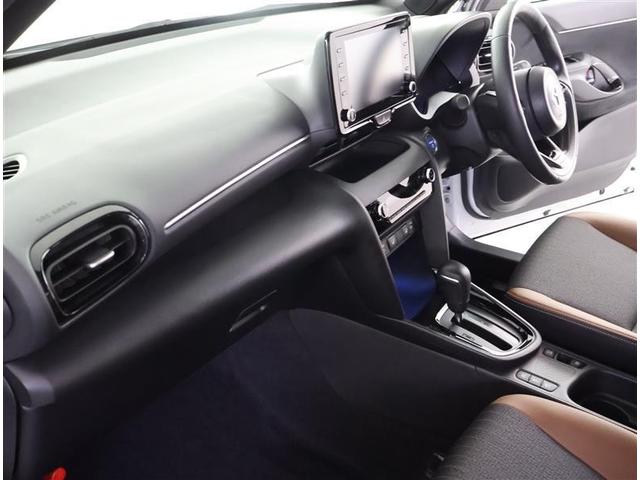 ヤリスクロス ハイブリッドＺ　アドベンチャー　バックカメラ　衝突被害軽減システム　ＥＴＣ　ドラレコ　ＬＥＤヘッドランプ　ワンオーナー（15枚目）