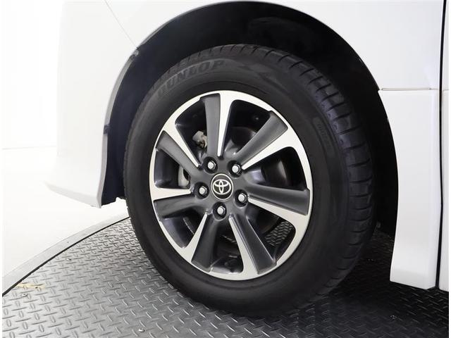 ノア Ｓｉ　ダブルバイビーＩＩＩ　フルセグ　メモリーナビ　ＤＶＤ再生　バックカメラ　衝突被害軽減システム　ＥＴＣ　両側電動スライド　ＬＥＤヘッドランプ　ウオークスルー　乗車定員８人　３列シート　ワンオーナー　フルエアロ（15枚目）