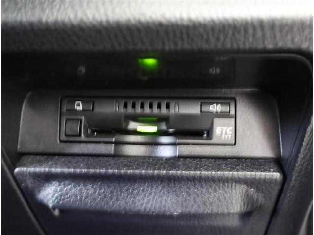 ノア Ｓｉ　ダブルバイビーＩＩＩ　フルセグ　メモリーナビ　ＤＶＤ再生　バックカメラ　衝突被害軽減システム　ＥＴＣ　両側電動スライド　ＬＥＤヘッドランプ　ウオークスルー　乗車定員８人　３列シート　ワンオーナー　フルエアロ（30枚目）