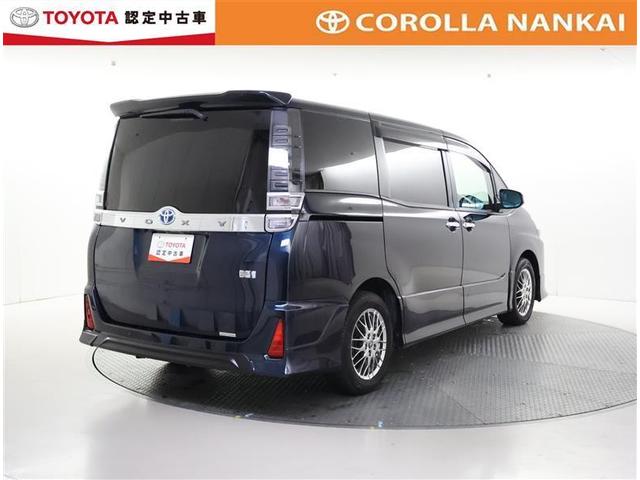 ヴォクシー ハイブリッドＺＳ　煌ＩＩＩ　フルセグ　メモリーナビ　ＤＶＤ再生　後席モニター　バックカメラ　衝突被害軽減システム　ＥＴＣ　ドラレコ　両側電動スライド　ＬＥＤヘッドランプ　乗車定員７人　３列シート　ワンオーナー　フルエアロ（3枚目）