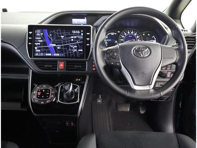 ヴォクシー ハイブリッドＺＳ　煌ＩＩＩ　フルセグ　メモリーナビ　ＤＶＤ再生　後席モニター　バックカメラ　衝突被害軽減システム　ＥＴＣ　ドラレコ　両側電動スライド　ＬＥＤヘッドランプ　乗車定員７人　３列シート　ワンオーナー　フルエアロ（4枚目）