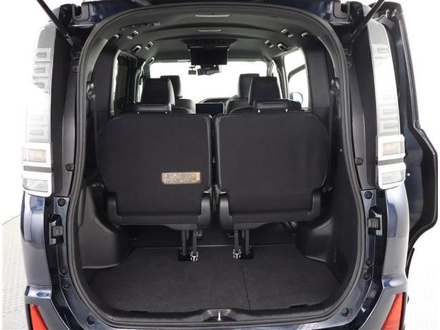 ヴォクシー ハイブリッドＺＳ　煌ＩＩＩ　フルセグ　メモリーナビ　ＤＶＤ再生　後席モニター　バックカメラ　衝突被害軽減システム　ＥＴＣ　ドラレコ　両側電動スライド　ＬＥＤヘッドランプ　乗車定員７人　３列シート　ワンオーナー　フルエアロ（16枚目）