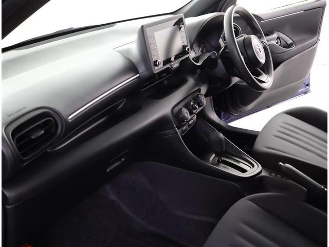 ヤリス Ｘ　ＤＶＤ再生　バックカメラ　衝突被害軽減システム　ワンオーナー（15枚目）