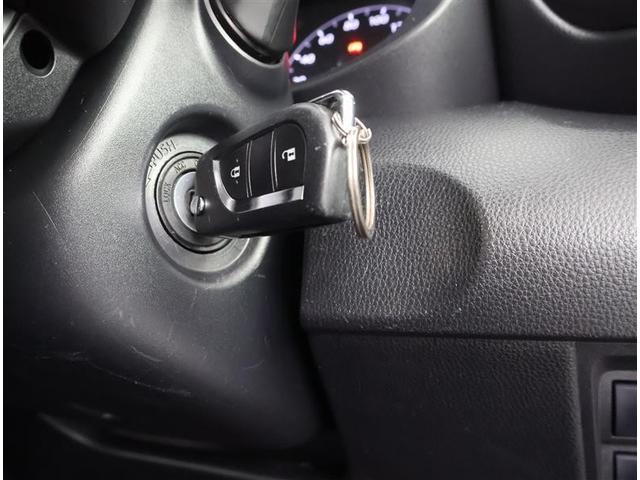 ヤリス Ｘ　ＤＶＤ再生　バックカメラ　衝突被害軽減システム　ワンオーナー（18枚目）