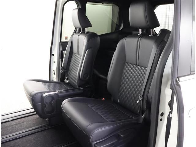 ノア ハイブリッドＳ－Ｚ　フルセグ　メモリーナビ　ＤＶＤ再生　後席モニター　バックカメラ　衝突被害軽減システム　ＥＴＣ　両側電動スライド　ＬＥＤヘッドランプ　乗車定員７人　３列シート　ワンオーナー（13枚目）