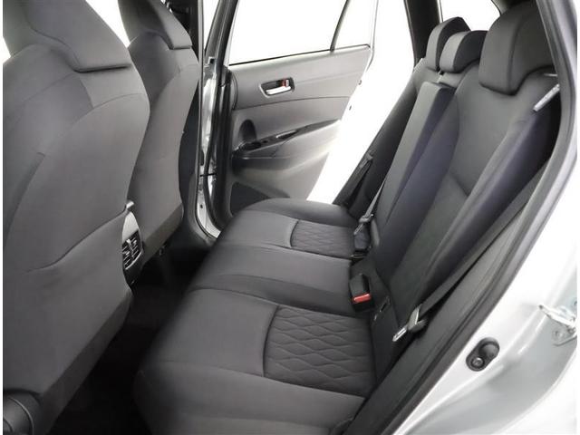 カローラクロス ハイブリッド　Ｓ　４ＷＤ　フルセグ　メモリーナビ　バックカメラ　衝突被害軽減システム　ＥＴＣ　ＬＥＤヘッドランプ　ワンオーナー（12枚目）