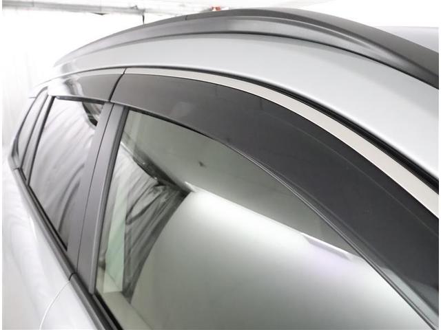 カローラクロス ハイブリッド　Ｓ　４ＷＤ　フルセグ　メモリーナビ　バックカメラ　衝突被害軽減システム　ＥＴＣ　ＬＥＤヘッドランプ　ワンオーナー（29枚目）