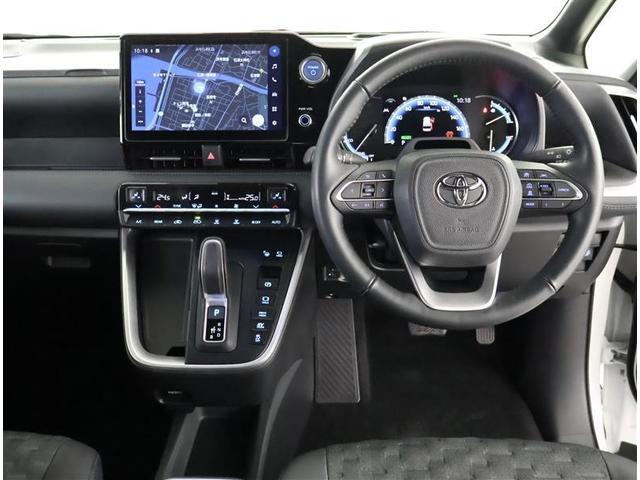 ヴォクシー ハイブリッドＳ－Ｚ　フルセグ　メモリーナビ　ＤＶＤ再生　バックカメラ　衝突被害軽減システム　ＥＴＣ　両側電動スライド　ＬＥＤヘッドランプ　乗車定員７人　３列シート　ワンオーナー（4枚目）