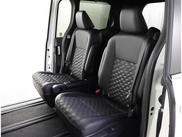 ヴォクシー ハイブリッドＳ－Ｚ　フルセグ　メモリーナビ　ＤＶＤ再生　バックカメラ　衝突被害軽減システム　ＥＴＣ　両側電動スライド　ＬＥＤヘッドランプ　乗車定員７人　３列シート　ワンオーナー（13枚目）