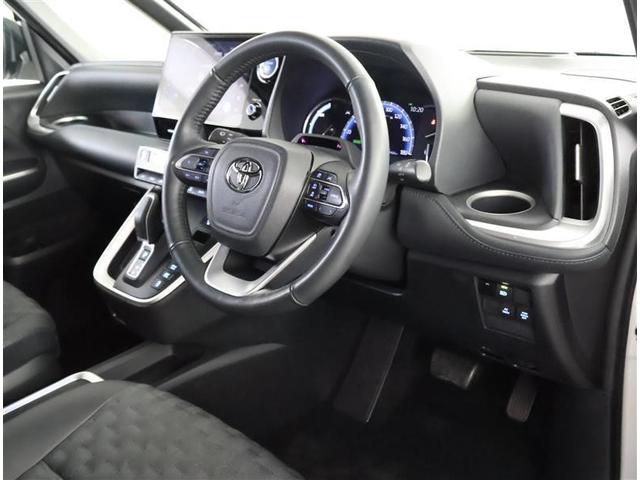 ヴォクシー ハイブリッドＳ－Ｚ　フルセグ　メモリーナビ　ＤＶＤ再生　バックカメラ　衝突被害軽減システム　ＥＴＣ　両側電動スライド　ＬＥＤヘッドランプ　乗車定員７人　３列シート　ワンオーナー（30枚目）