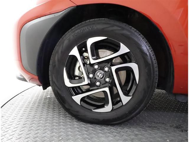 �X�|�[�e�B�Ȉ�ۂ�^���鏃���z�C�[���ł��B�ǂ��܂ł������Ă��������Ȃ�悤�ȃf�U�C���ł��ˁ�